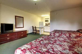Intown Suites Extended Stay Charlotte Nc -East Independence מראה חיצוני תמונה